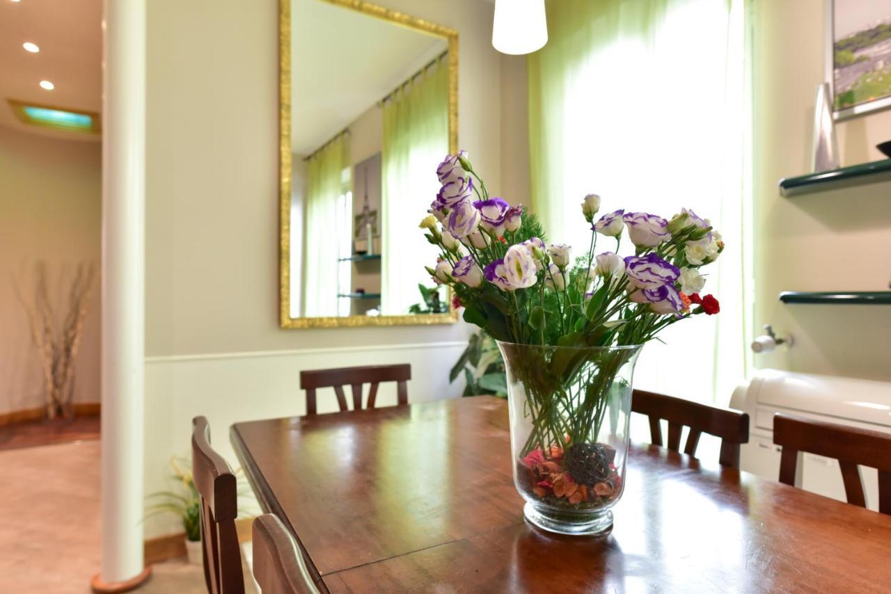 Elegant & Cozy Apartment In The Heart Of Рим Екстер'єр фото