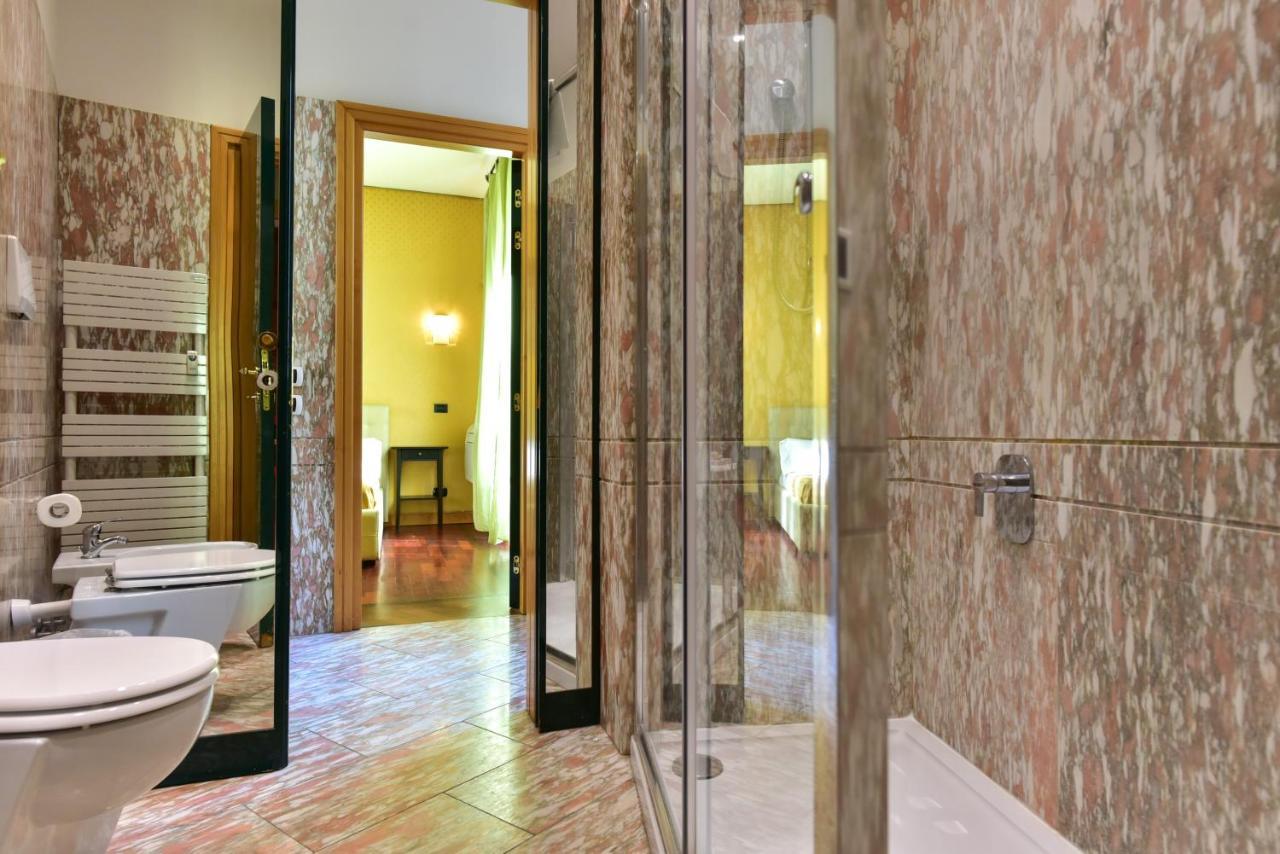 Elegant & Cozy Apartment In The Heart Of Рим Екстер'єр фото