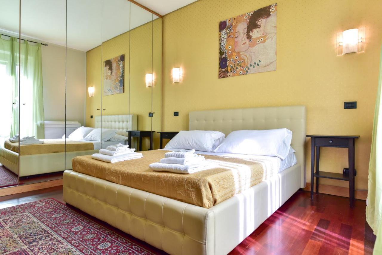 Elegant & Cozy Apartment In The Heart Of Рим Екстер'єр фото